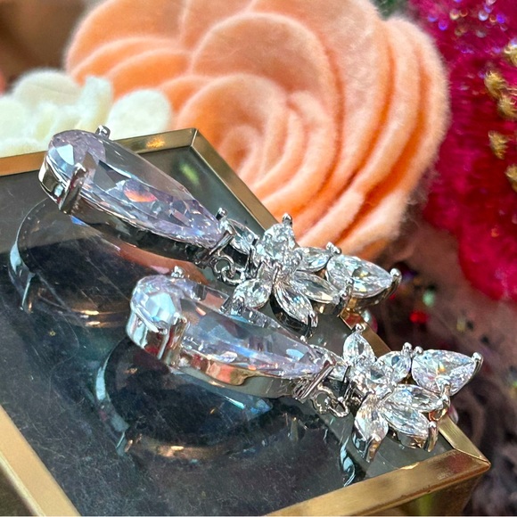 New! Large Silver Tear Drop Diamond Earrings - Picture 2 of 6